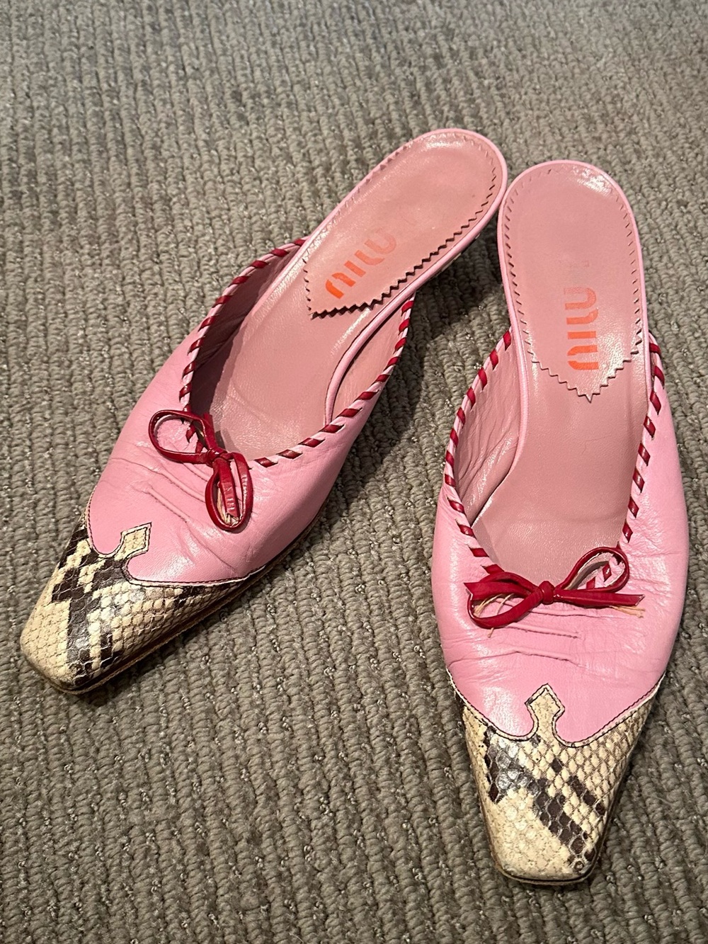 RARE Miu Miu Pink Leather Slide Mules with Red Bow and Snake-Print Toe